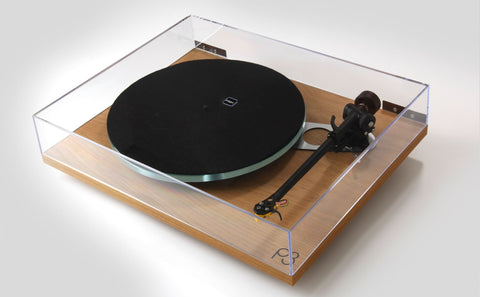 REGA - PLANAR 3 TURNTABLE