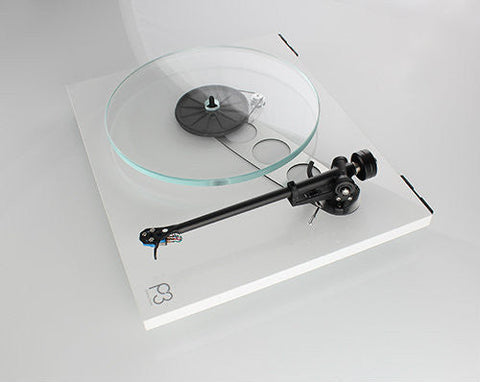 REGA - PLANAR 3 TURNTABLE